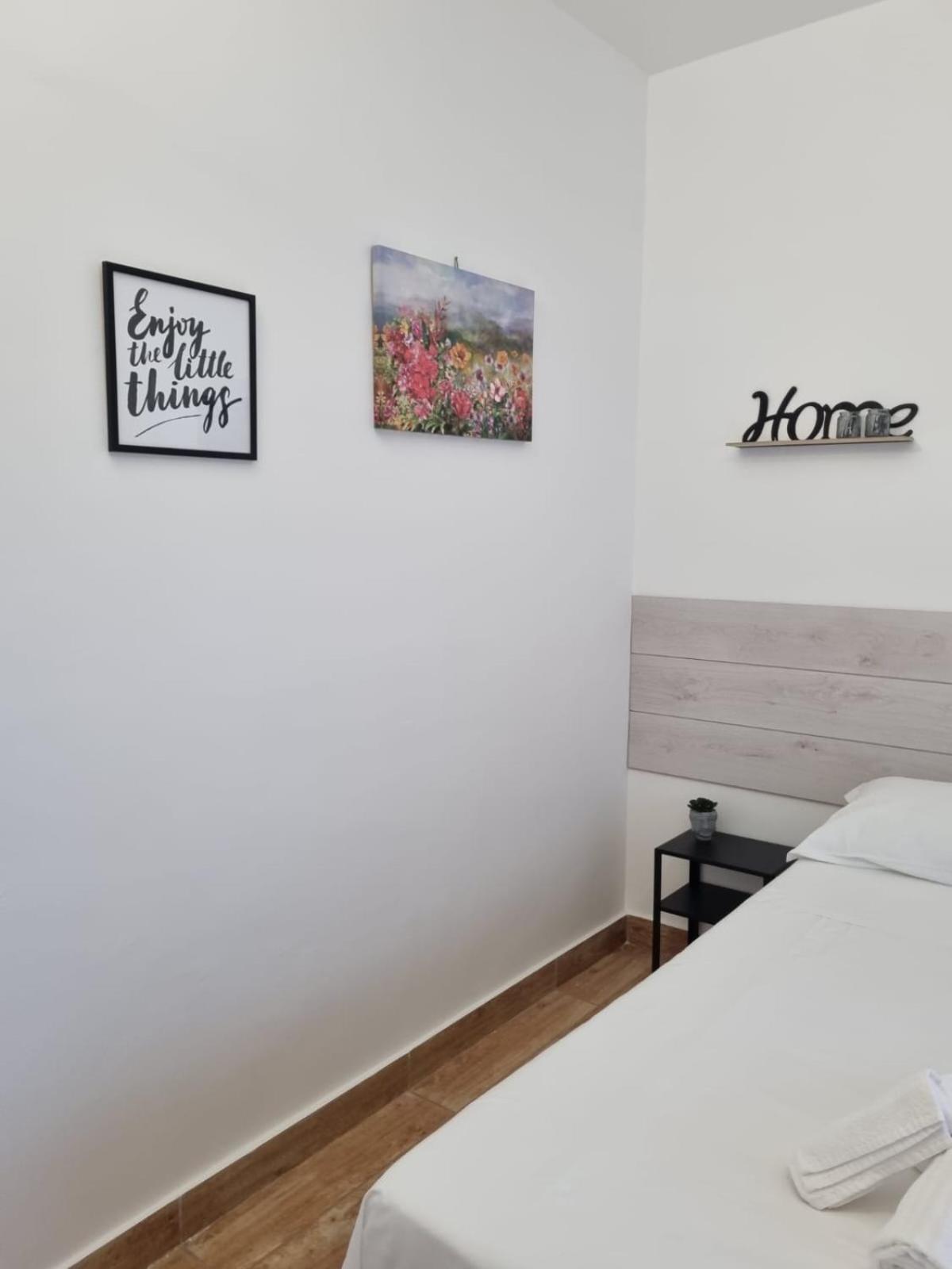City House & Free Parking By Perry-Holiday Palermo Ngoại thất bức ảnh
