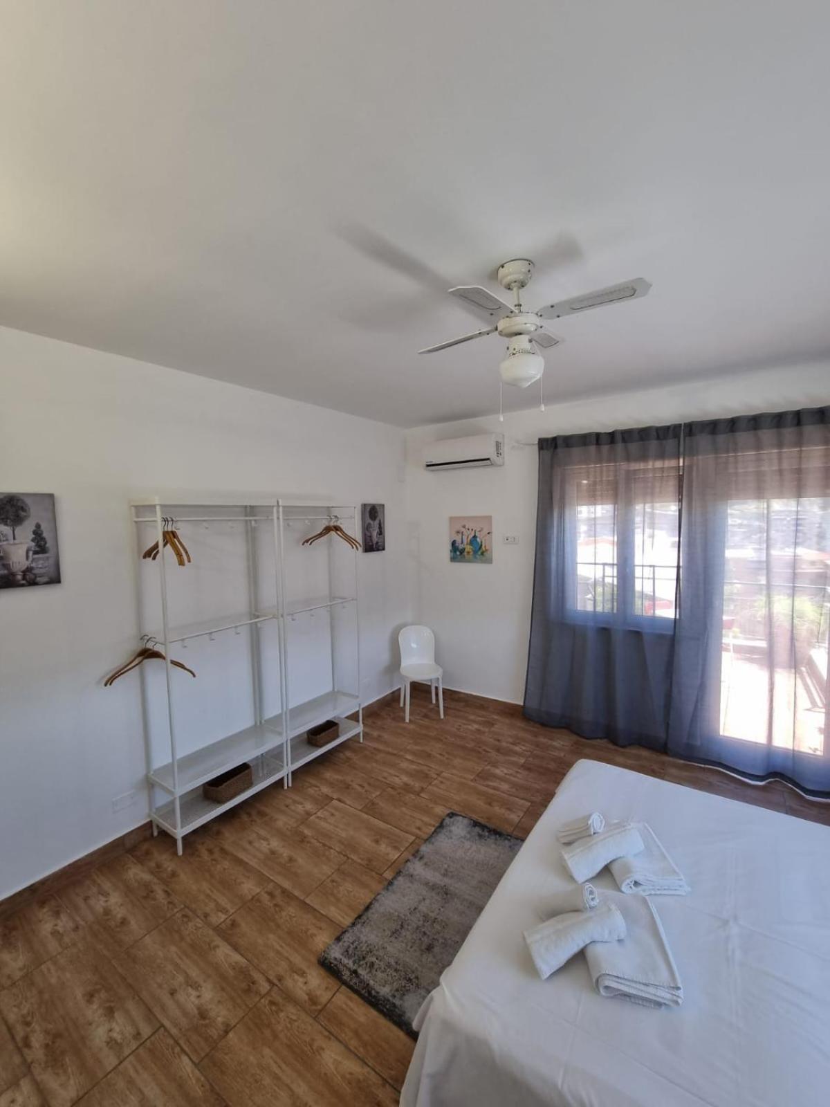 City House & Free Parking By Perry-Holiday Palermo Ngoại thất bức ảnh