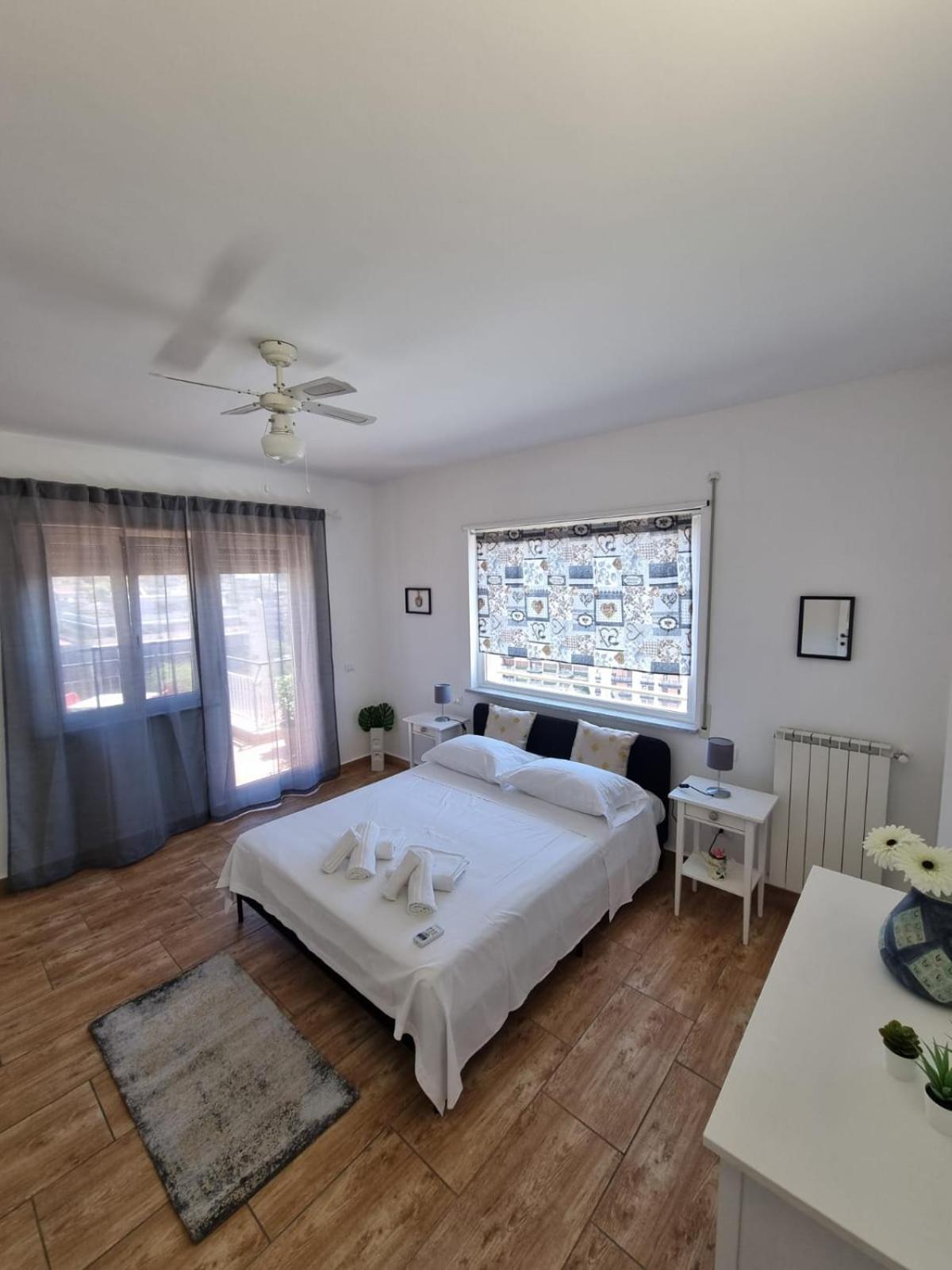 City House & Free Parking By Perry-Holiday Palermo Ngoại thất bức ảnh